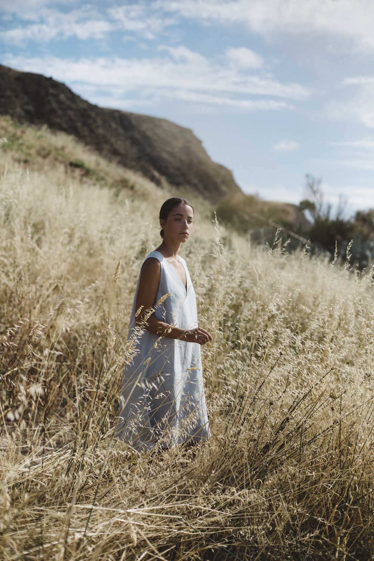 Hemp Linen V Dress - GOOD STUDIOS