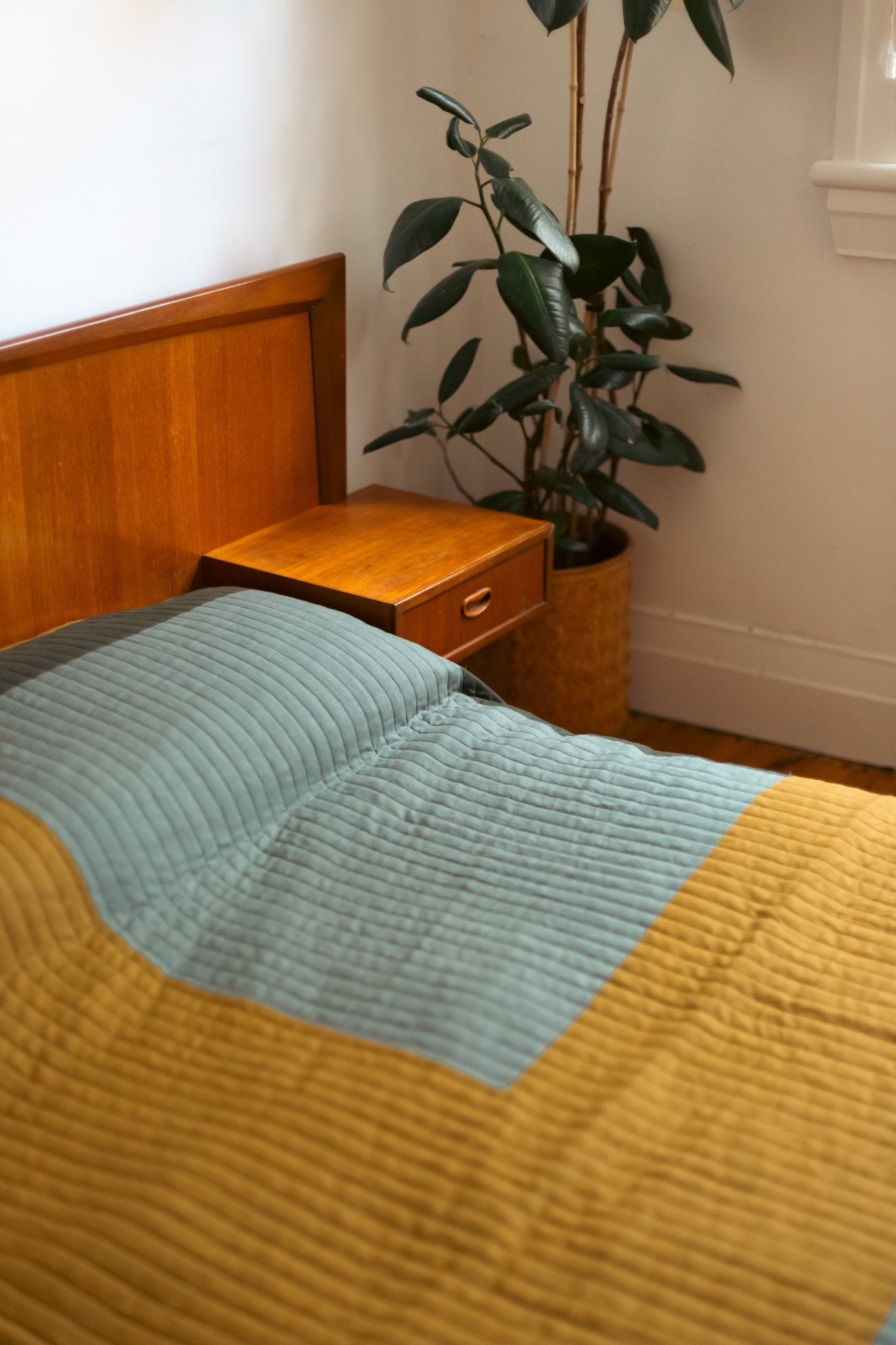 Tonal Zero Waste Heirloom Quilt - In Stock - SLEEP GOOD